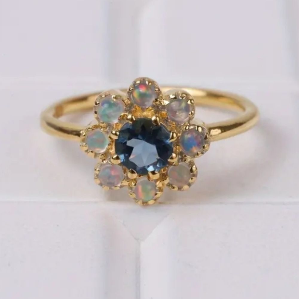 Ladies Blue Bohemian Flower Ring sz 6